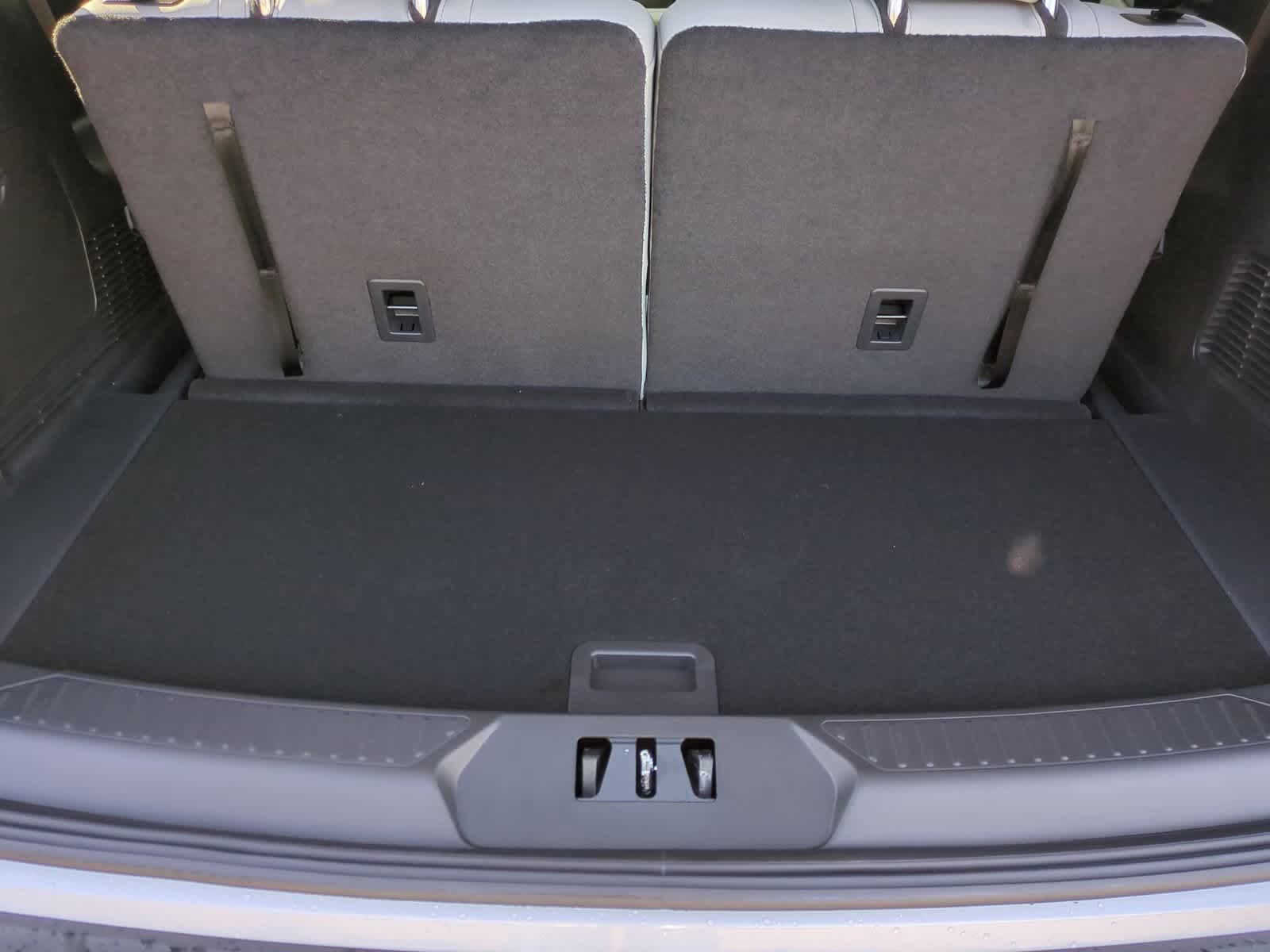 Thumbnail: 2026 Ford Explorer - 34