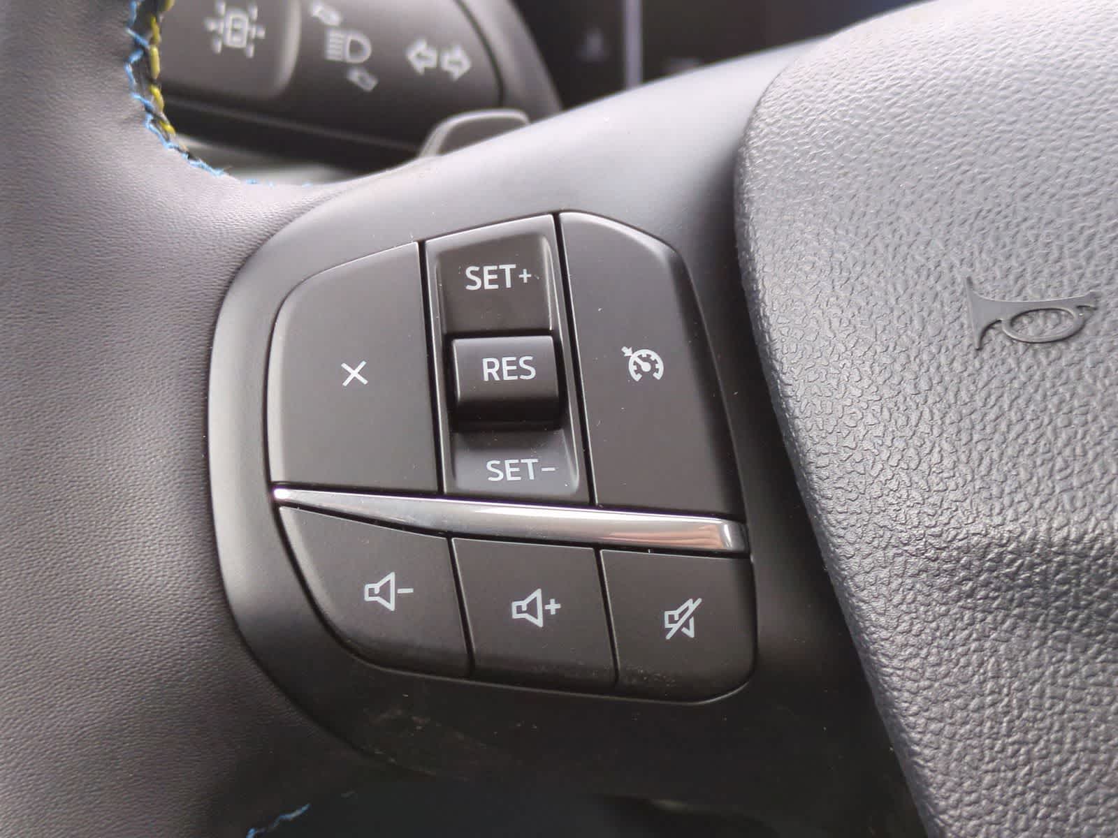 Thumbnail: 2025 Ford Maverick - 26