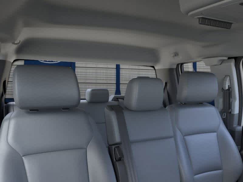 2025 Ford Econoline E-350 22