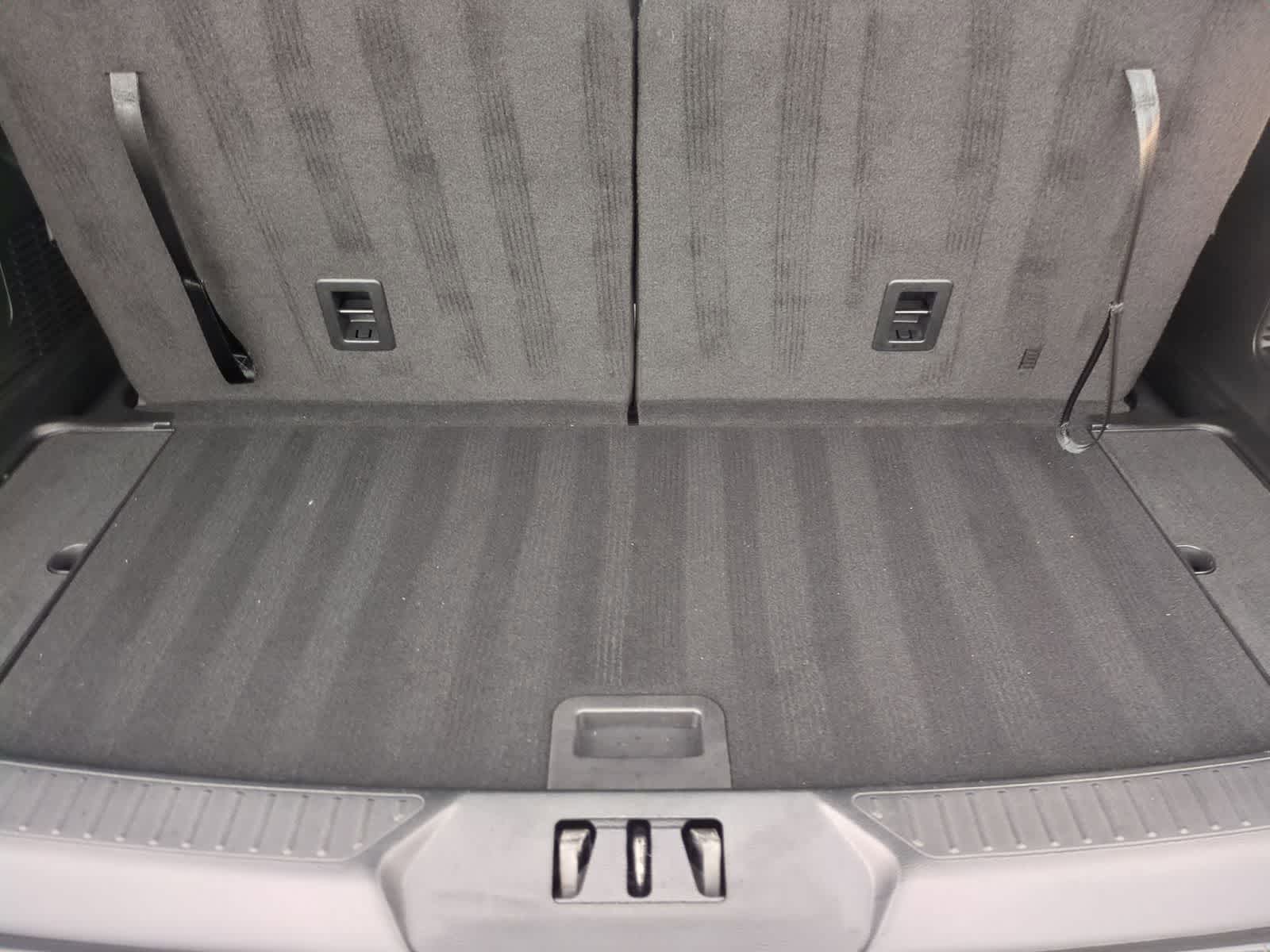 Thumbnail: 2023 Ford Explorer - 33