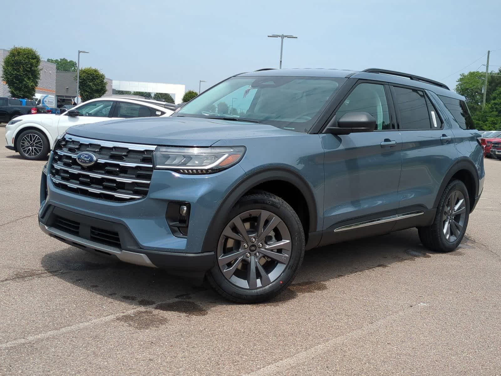 2025 Ford Explorer Active Hero Image