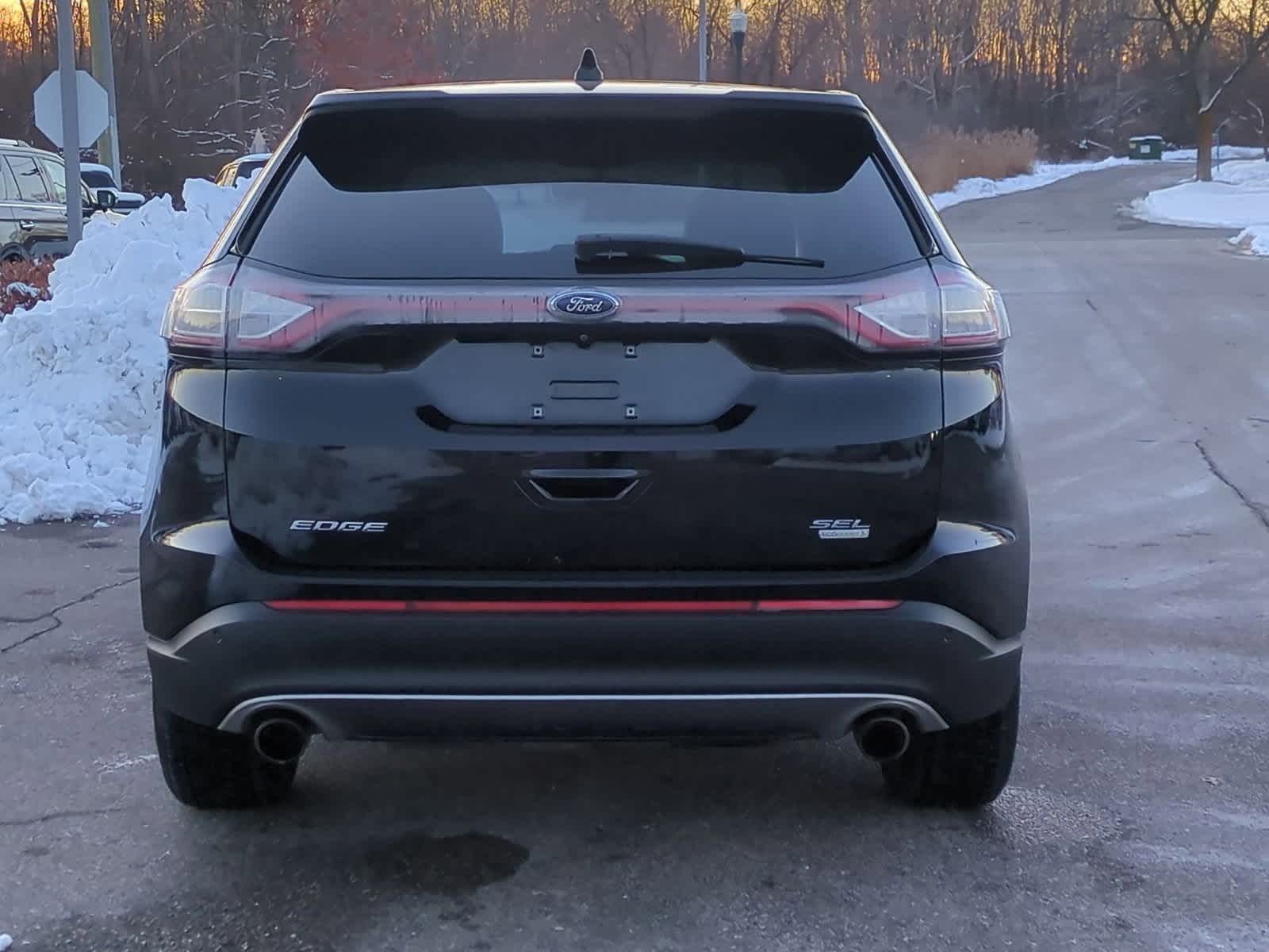 Thumbnail: 2016 Ford Edge - 7