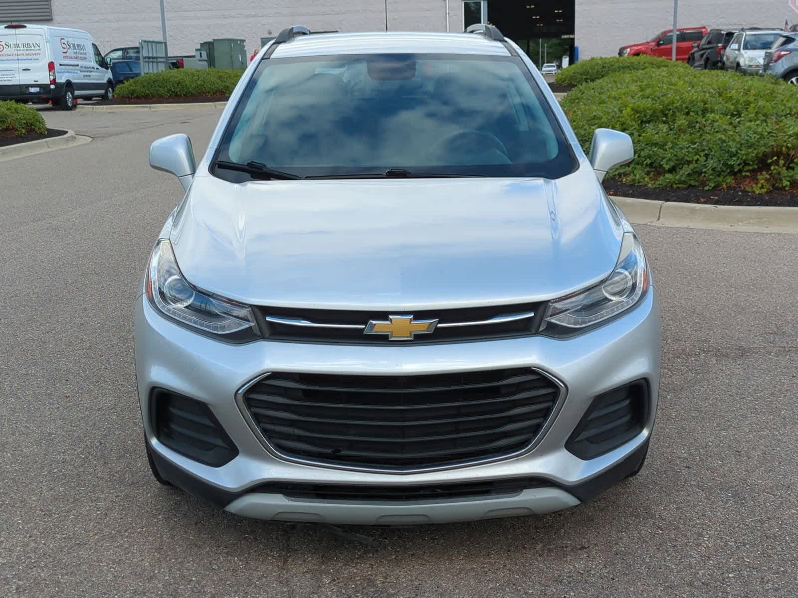 Thumbnail: 2018 Chevrolet Trax - 3