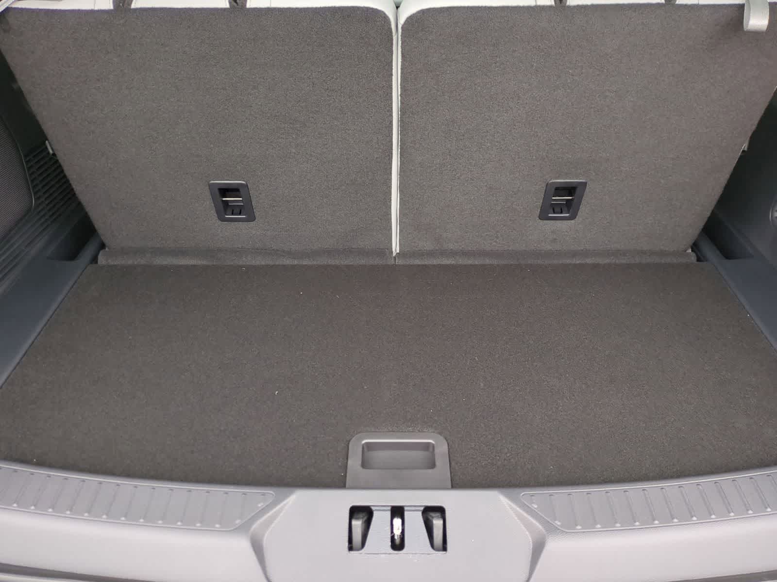 Thumbnail: 2026 Ford Explorer - 37