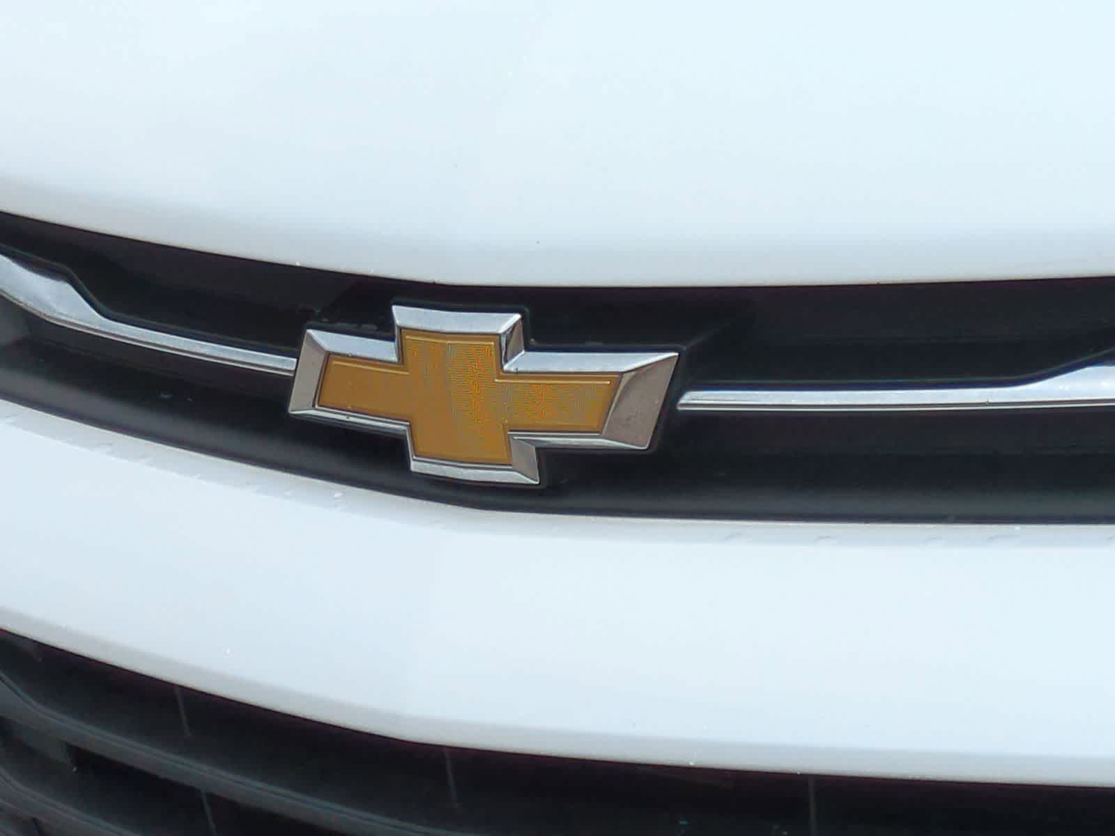 Thumbnail: 2017 Chevrolet Trax - 12