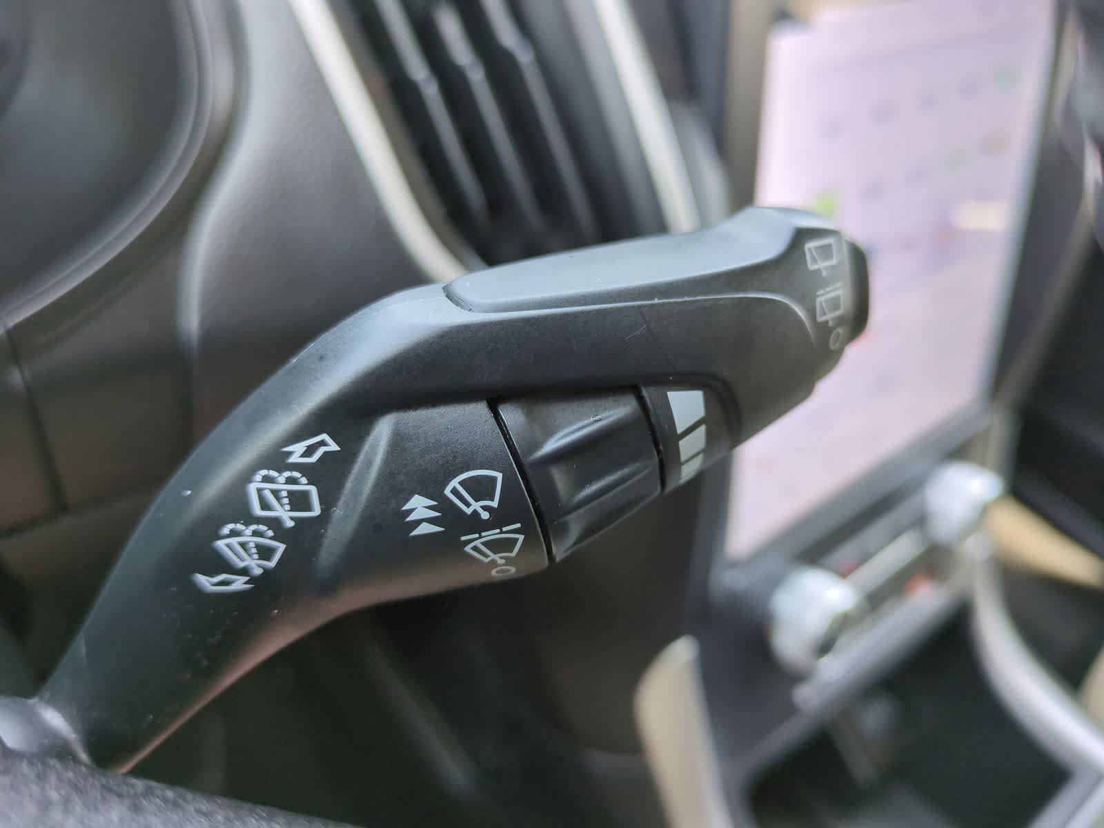 Thumbnail: 2023 Ford Edge - 25