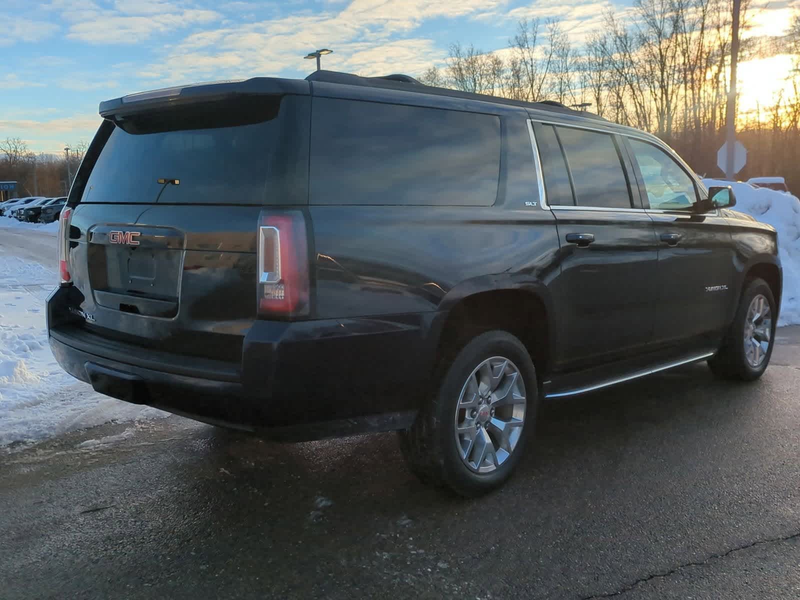 Thumbnail: 2020 GMC Yukon XL - 8