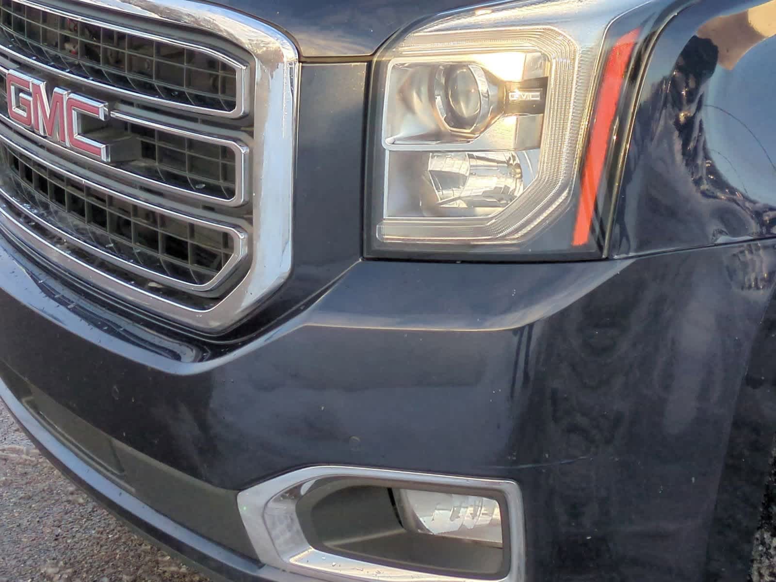 Thumbnail: 2020 GMC Yukon XL - 11