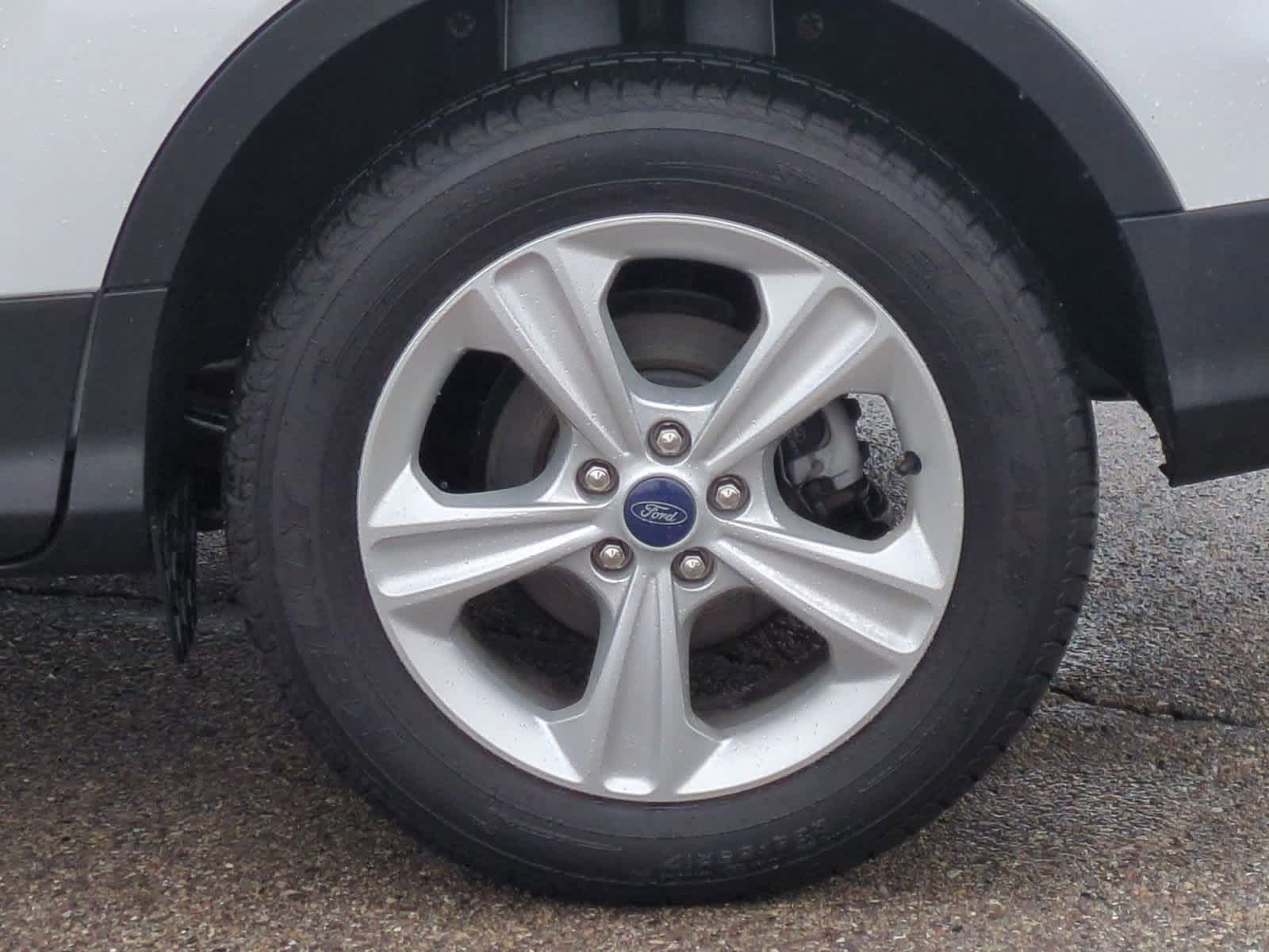 Thumbnail: 2013 Ford Escape - 14