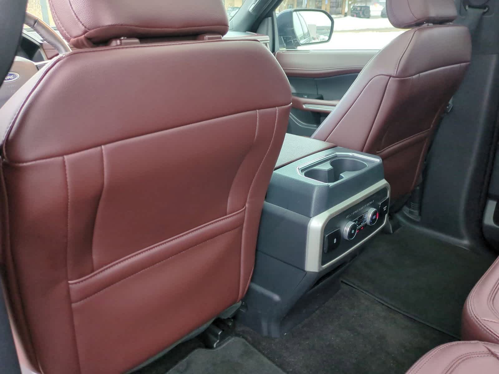 Thumbnail: 2023 Ford Expedition - 18