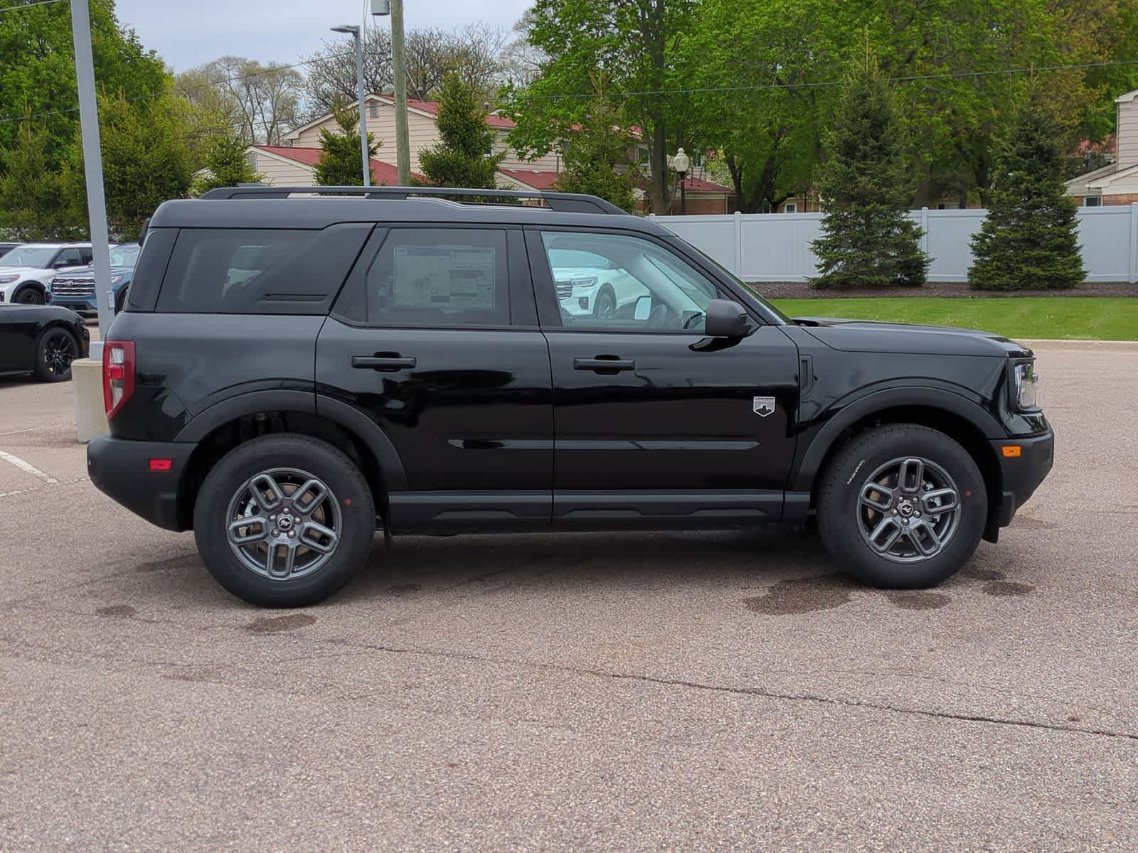 Thumbnail: 2026 Ford Bronco Sport - 9