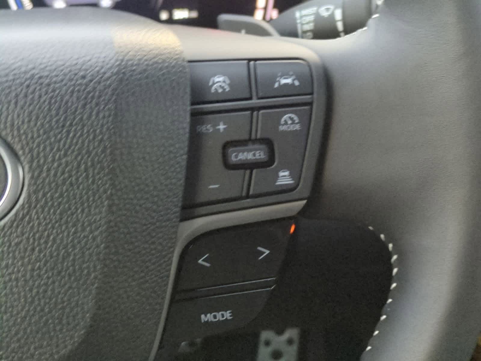 Thumbnail: 2025 Toyota Camry - 25