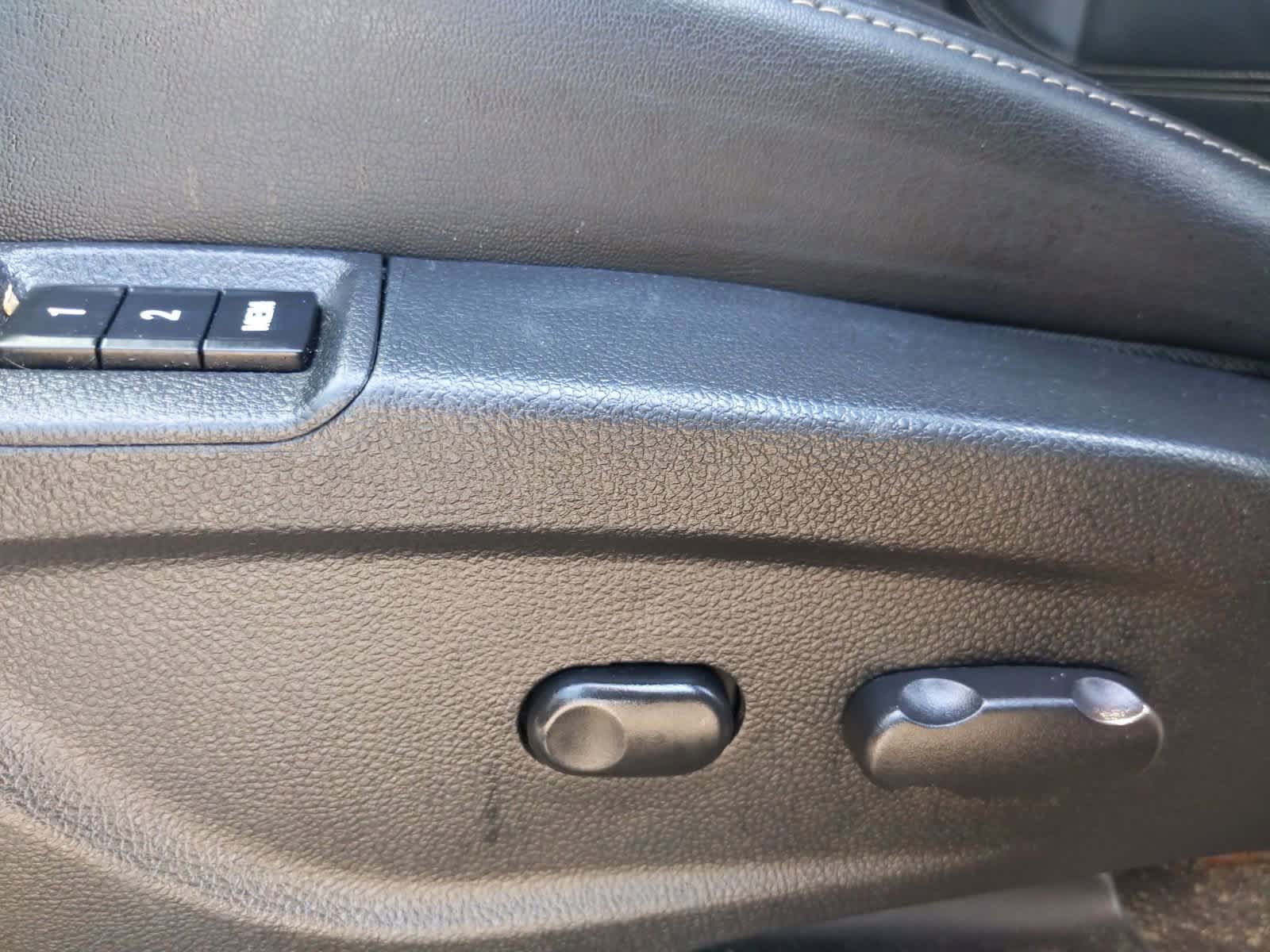 Thumbnail: 2015 Buick Encore - 18