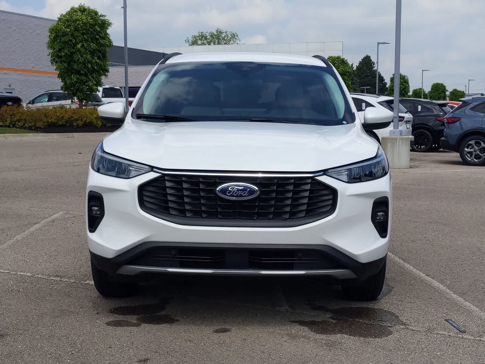 Thumbnail: 2024 Ford Escape - 3