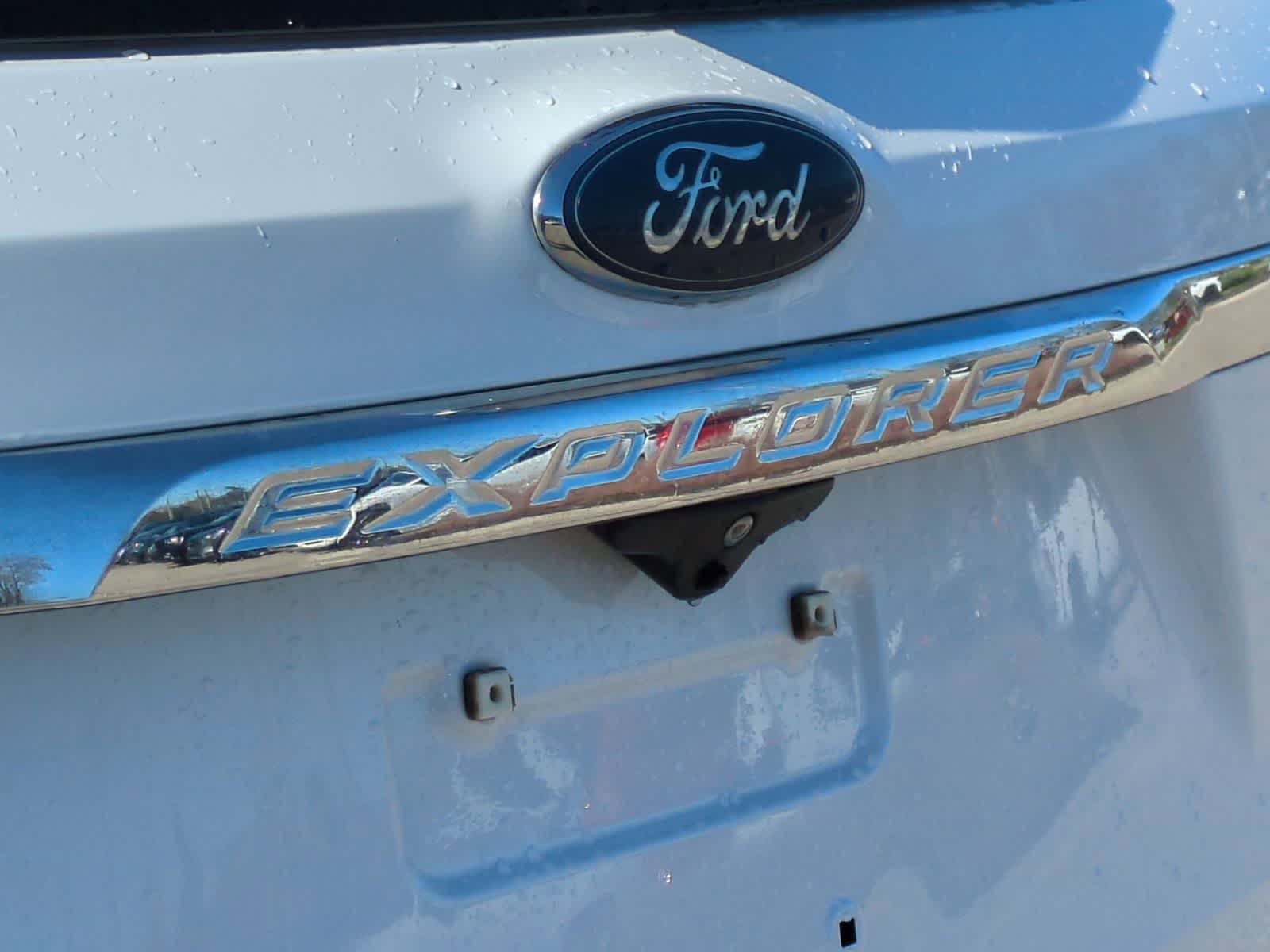 Thumbnail: 2017 Ford Explorer - 13
