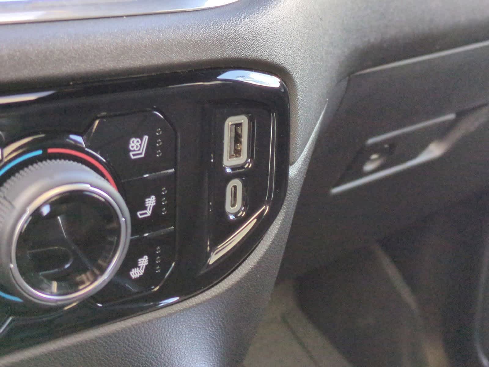 Thumbnail: 2024 Chevrolet Silverado 2500 - 32