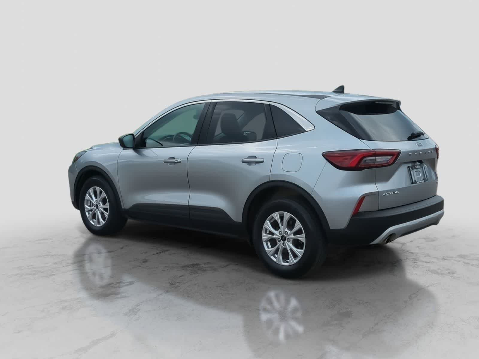 Thumbnail: 2023 Ford Escape - 6