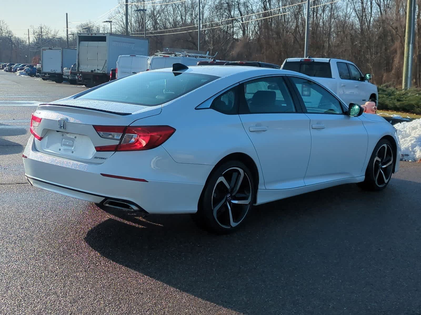 Thumbnail: 2022 Honda Accord - 8