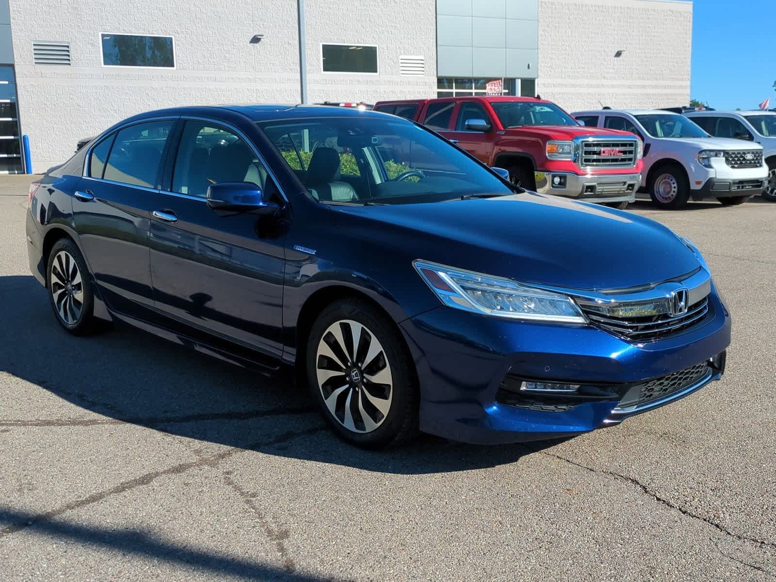 Thumbnail: 2017 Honda Accord - 2