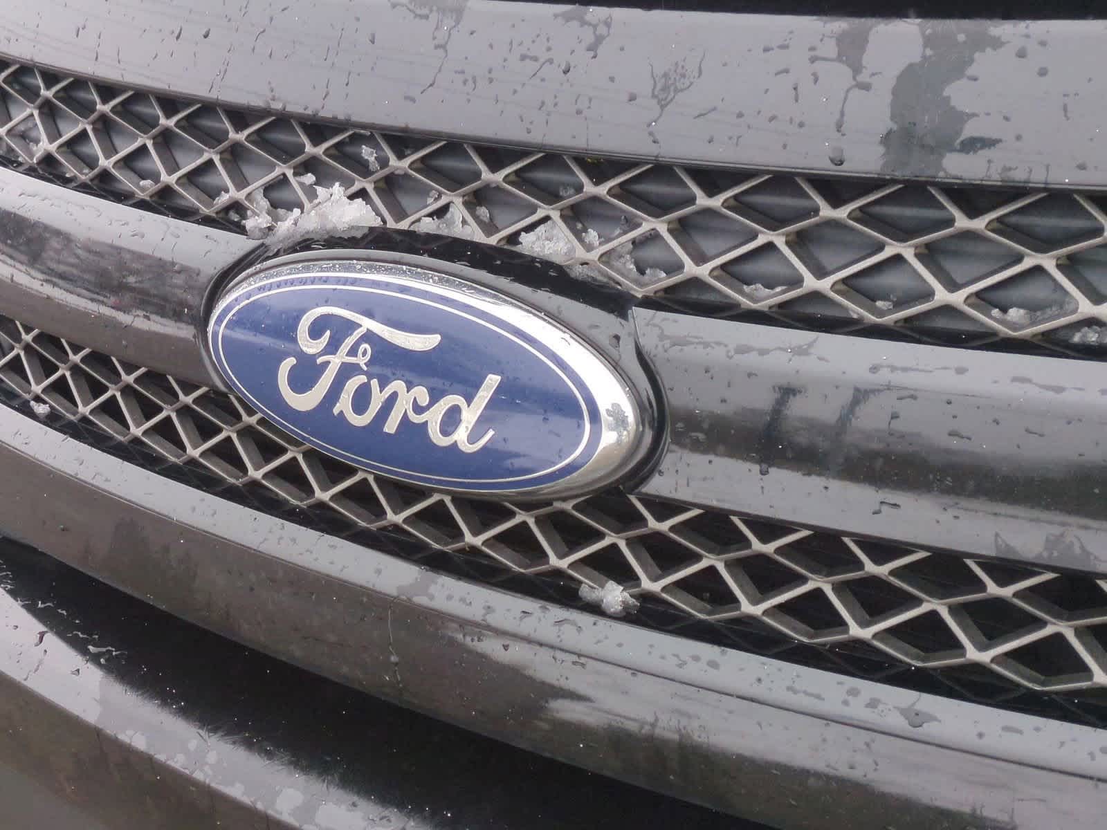 Thumbnail: 2015 Ford Explorer - 12