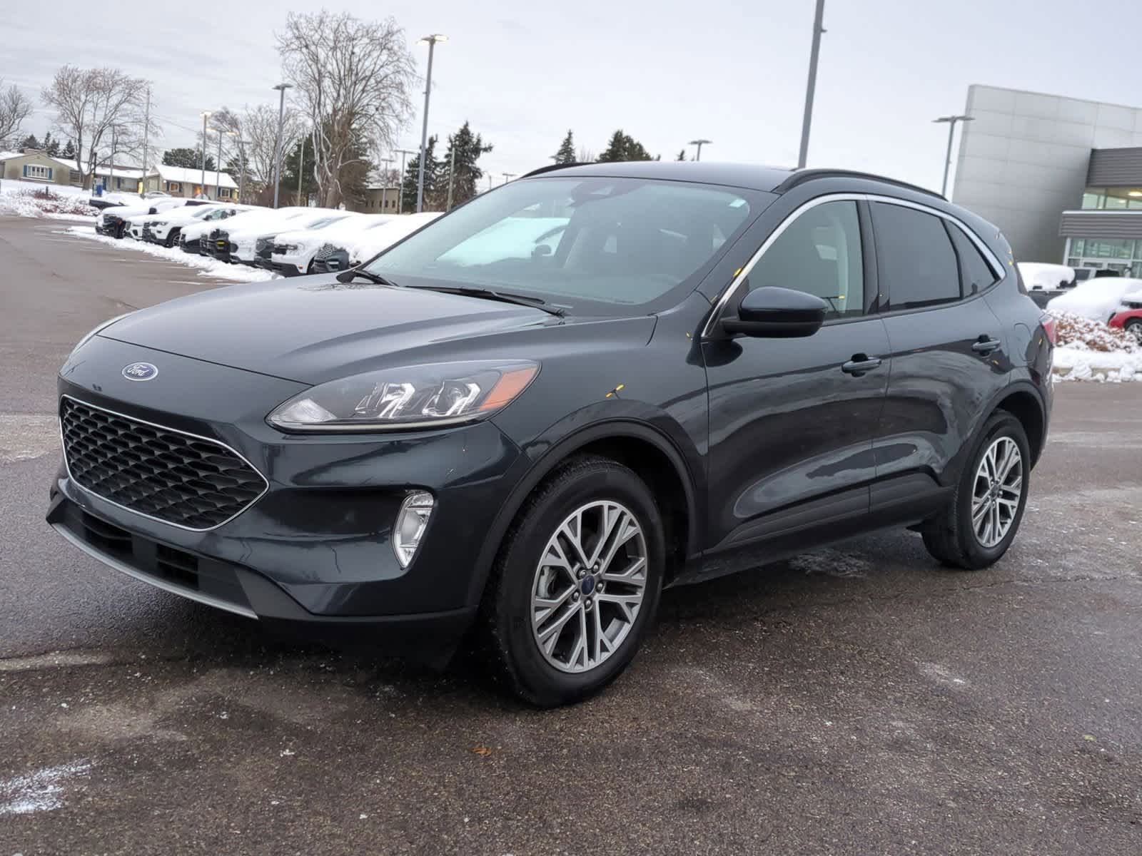 Thumbnail: 2022 Ford Escape - 4