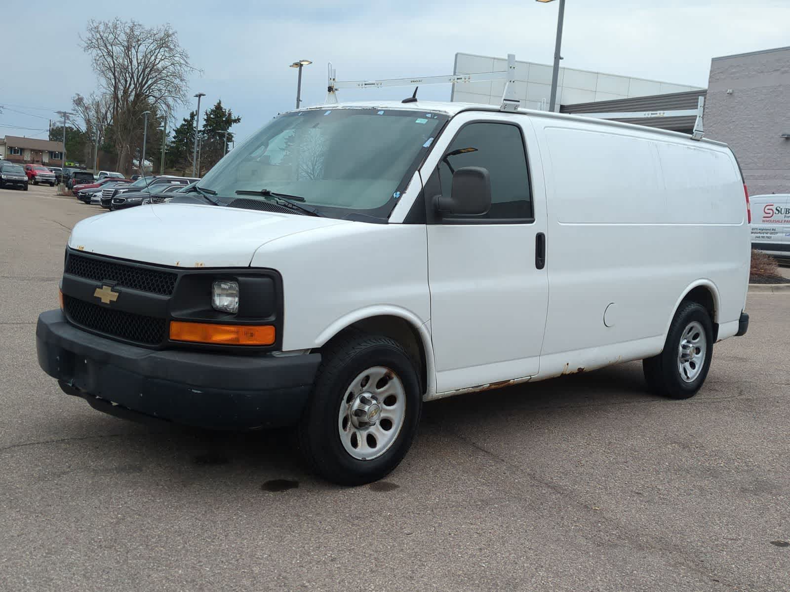 Thumbnail: 2013 Chevrolet Express - 4