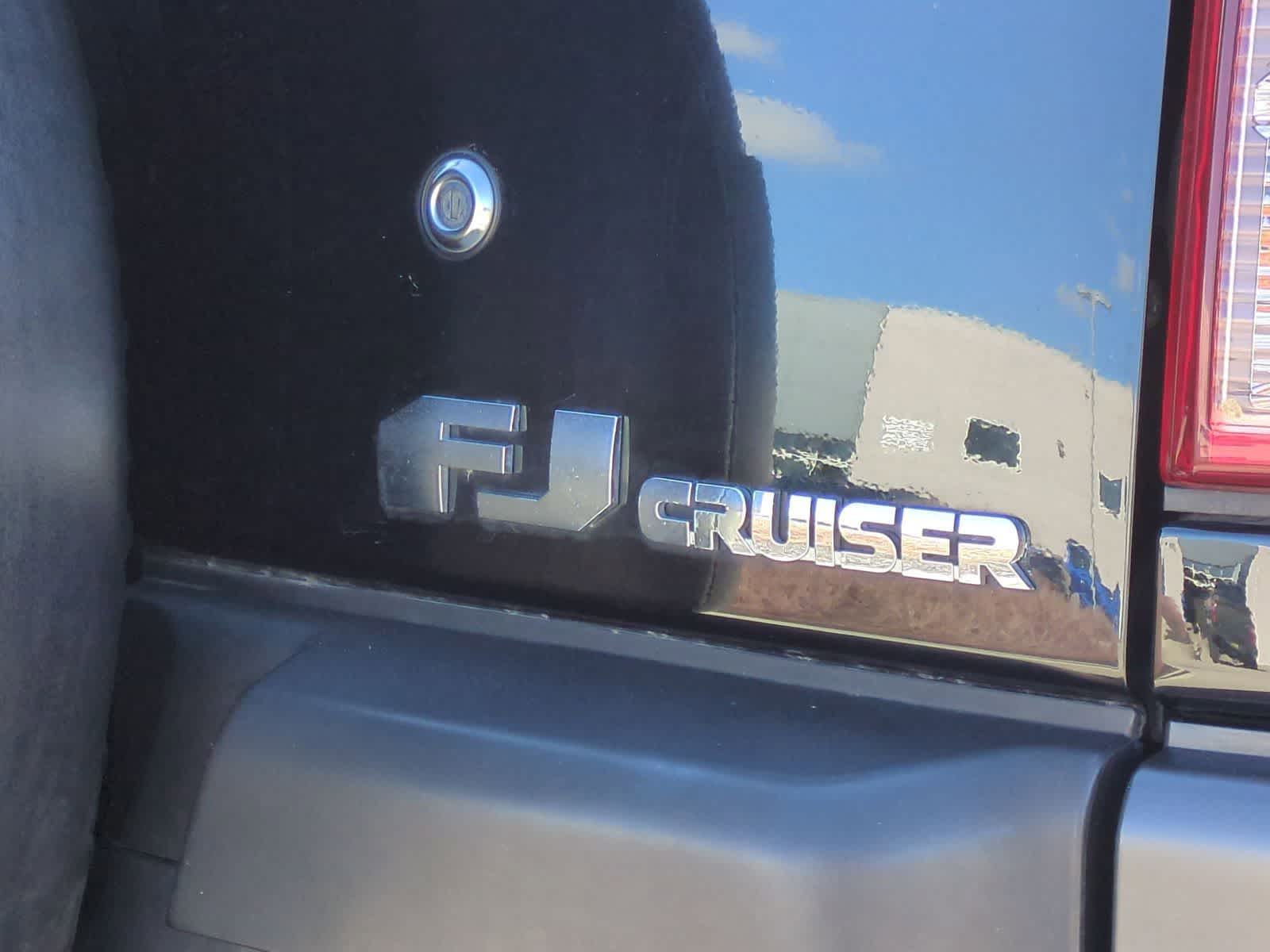 Thumbnail: 2010 Toyota FJ Cruiser - 13