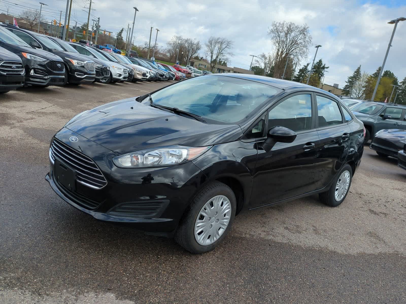 Thumbnail: 2016 Ford Fiesta - 4