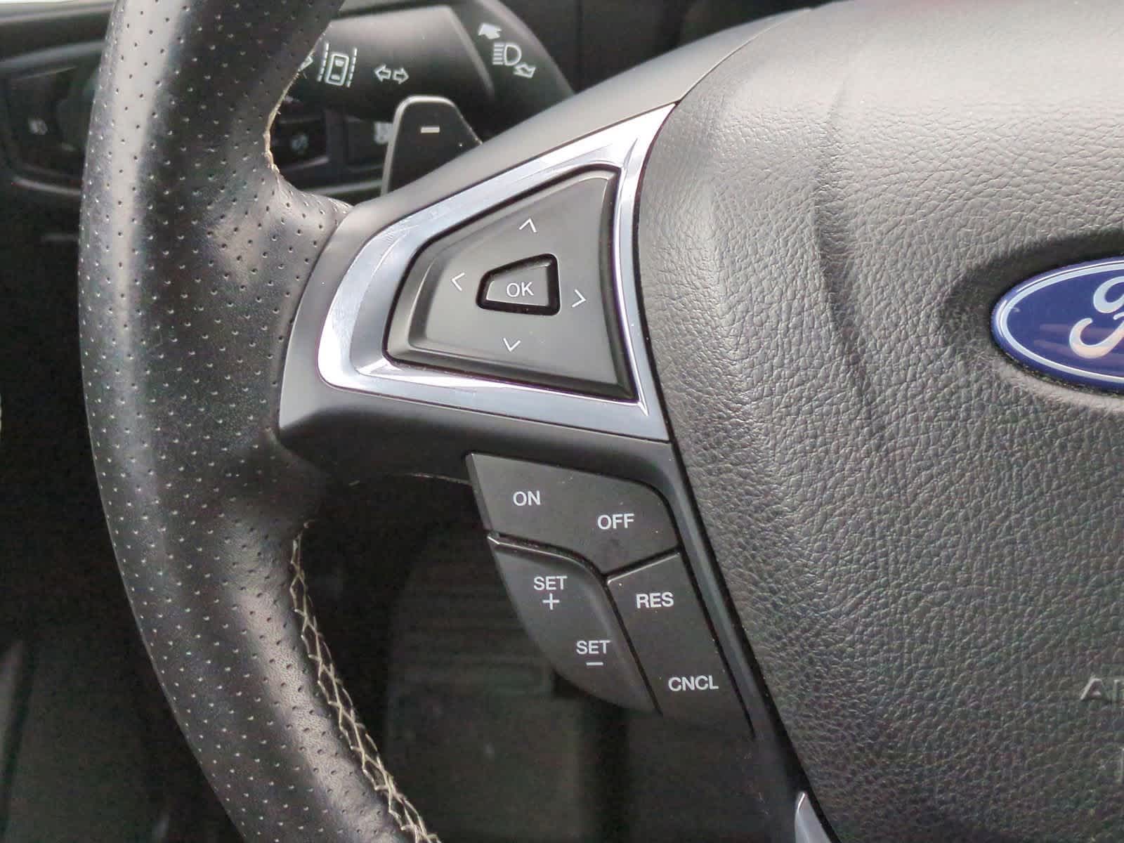 Thumbnail: 2023 Ford Edge - 23