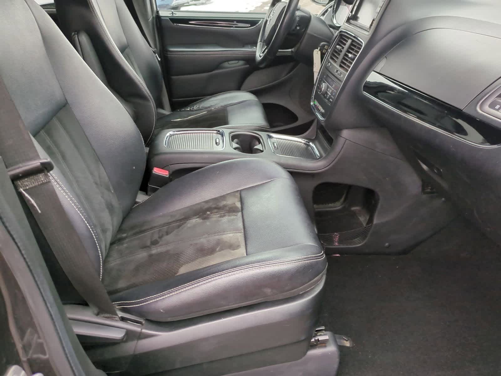 Thumbnail: 2018 Dodge Grand Caravan - 23