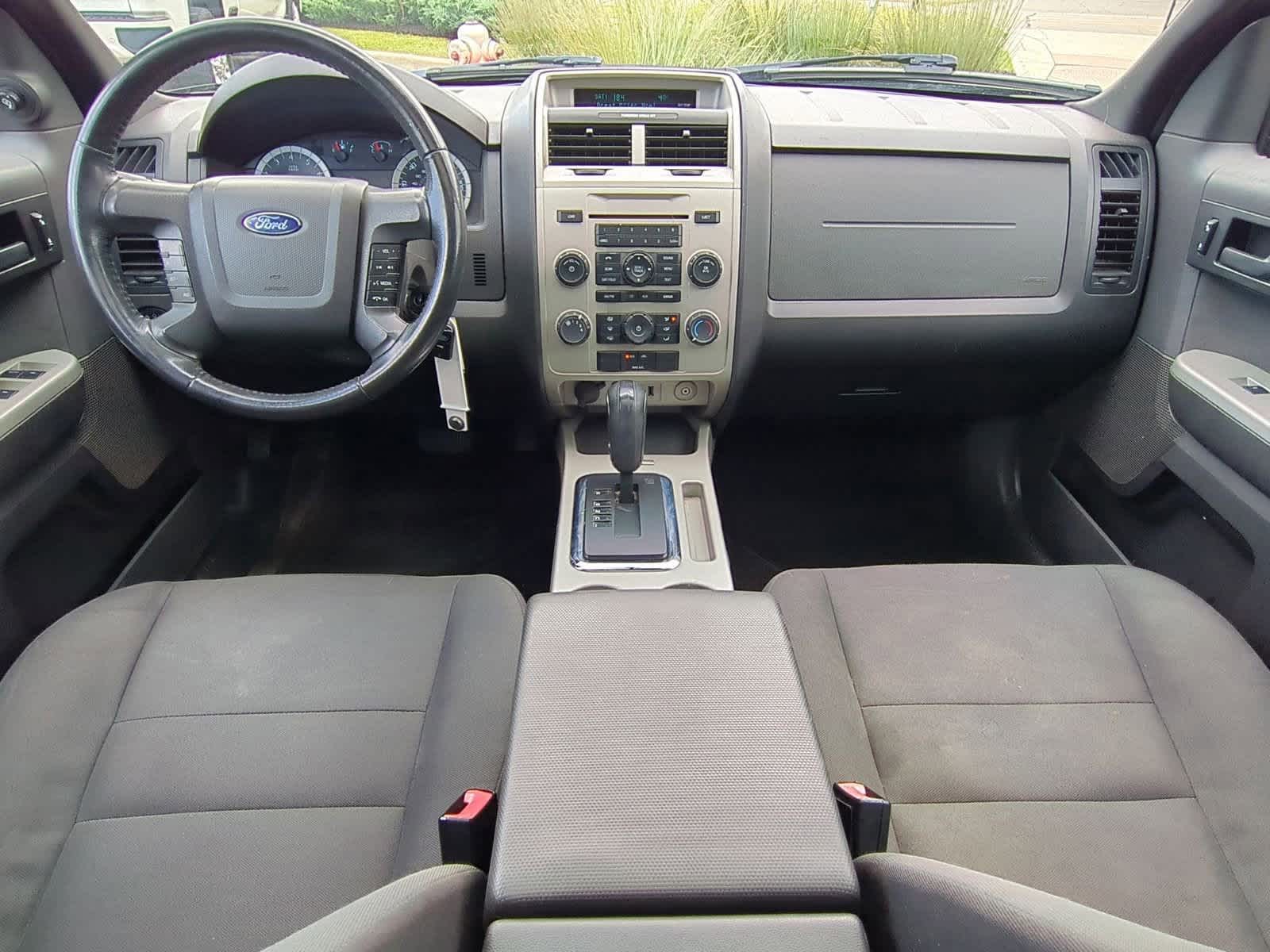 Thumbnail: 2011 Ford Escape - 15