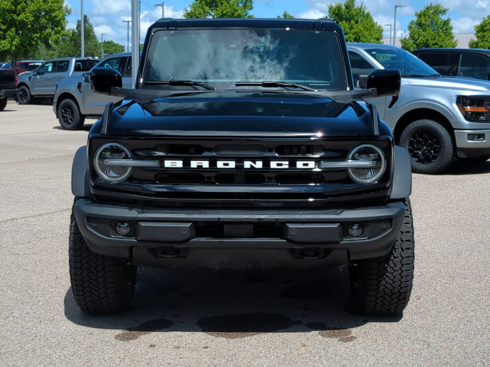 Thumbnail: 2026 Ford Bronco - 3