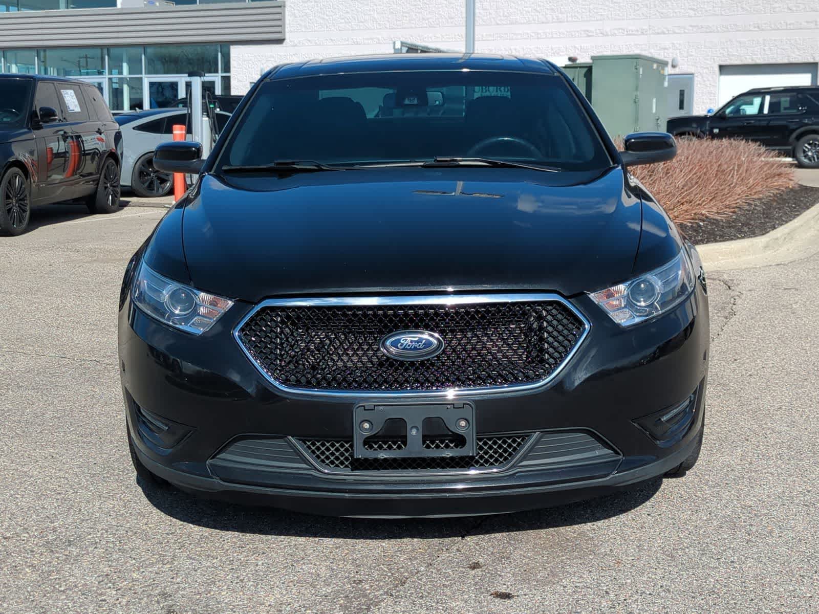 Thumbnail: 2015 Ford Taurus - 3