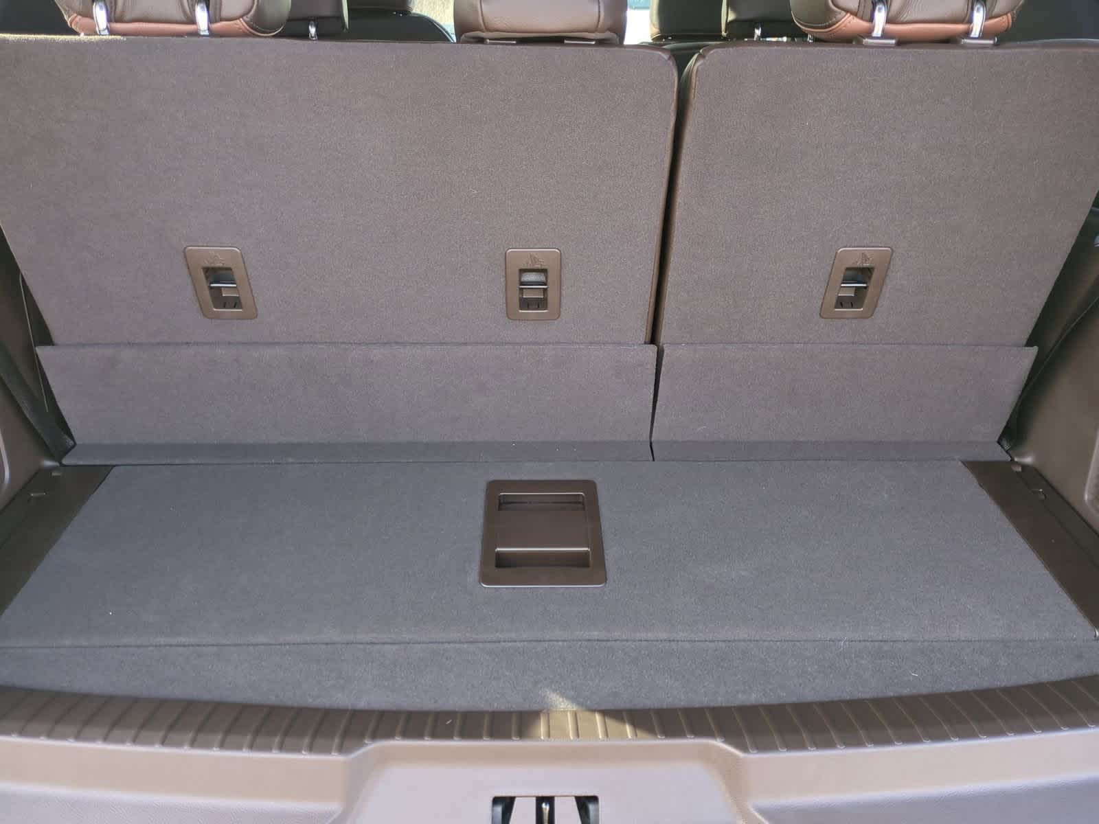 Thumbnail: 2024 Ford Expedition - 35