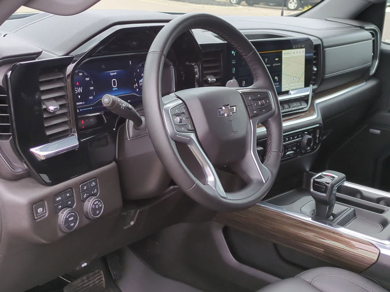 Thumbnail: 2024 Chevrolet Silverado 1500 - 10