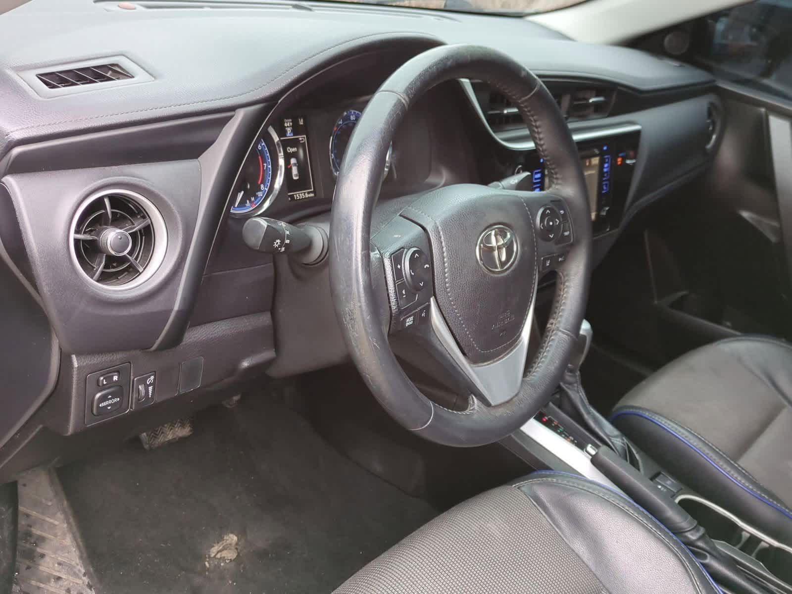 Thumbnail: 2018 Toyota Corolla - 10