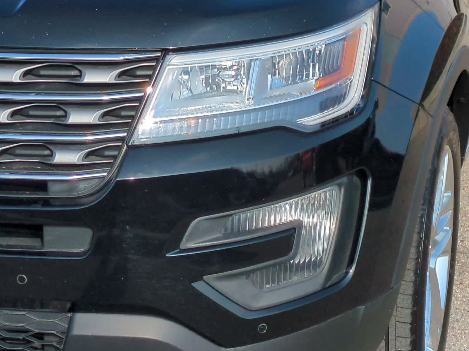 Thumbnail: 2016 Ford Explorer - 11