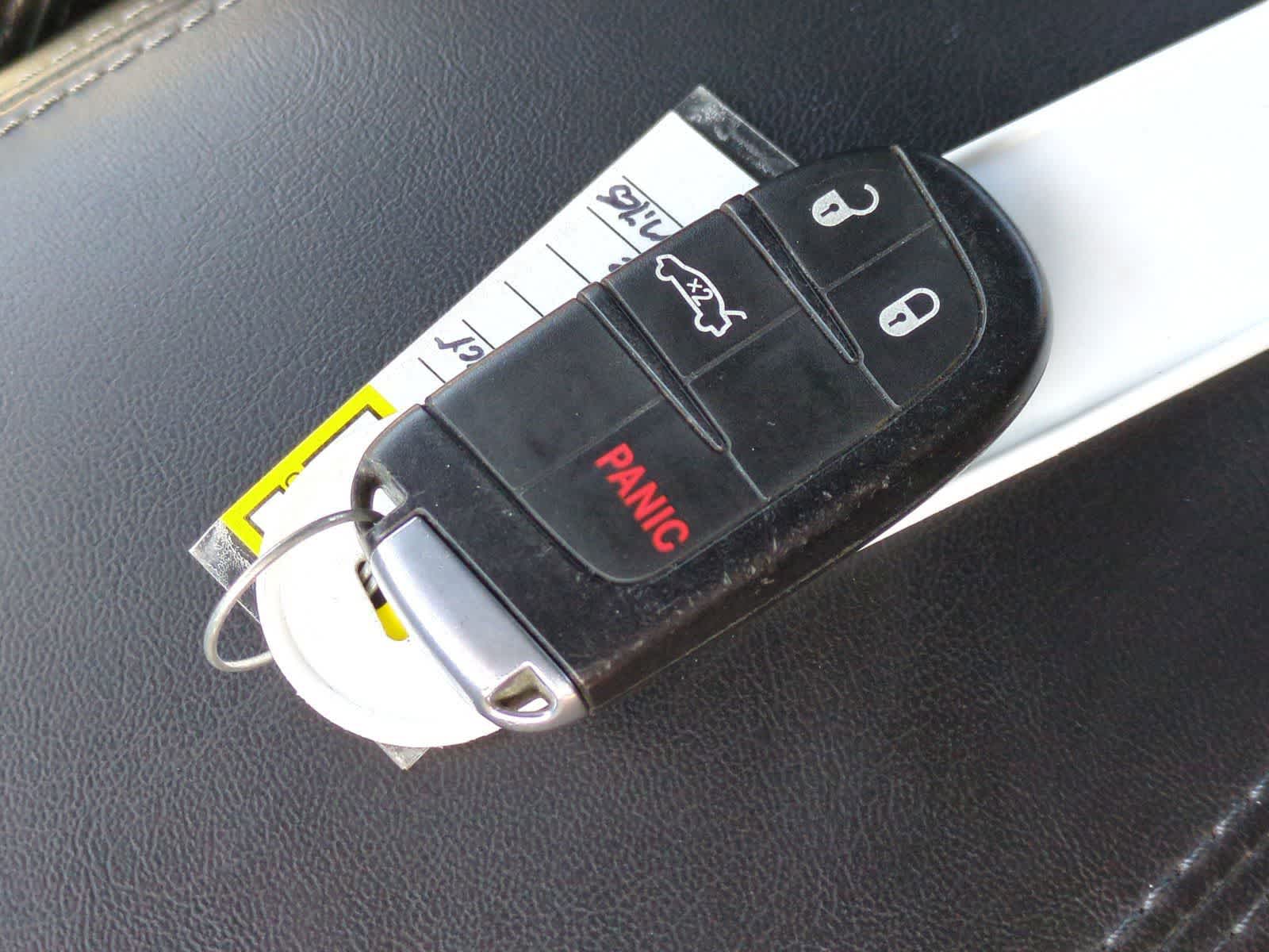 Thumbnail: 2016 Chrysler 200 - 37