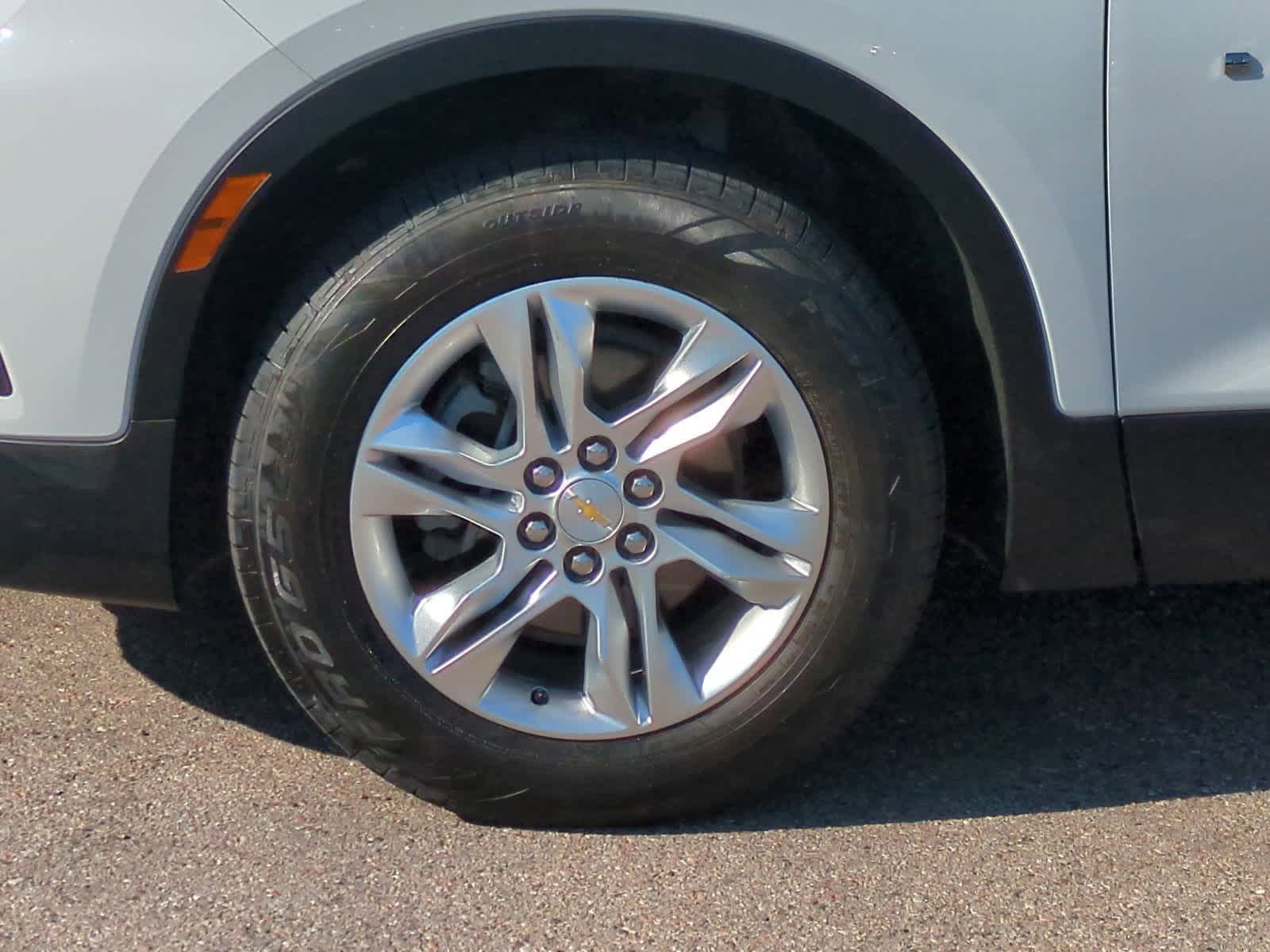 Thumbnail: 2020 Chevrolet Blazer - 14