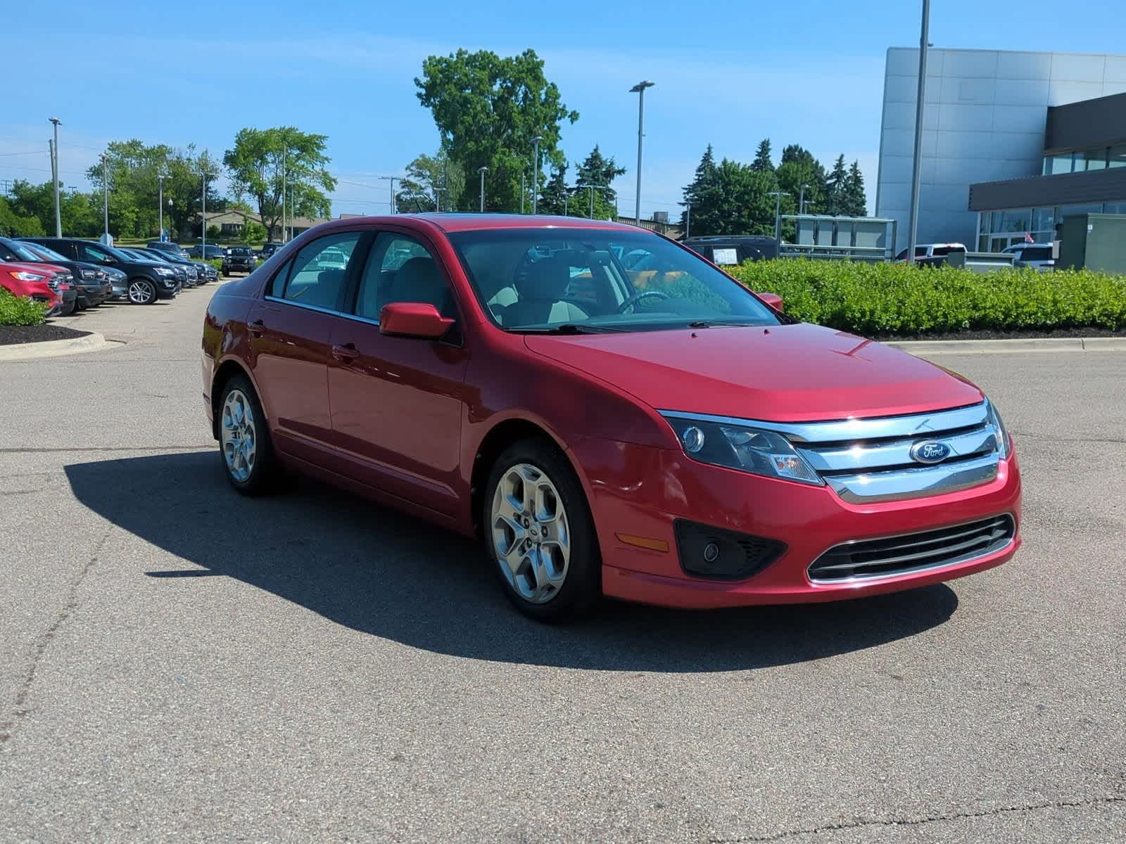 Thumbnail: 2010 Ford Fusion - 2