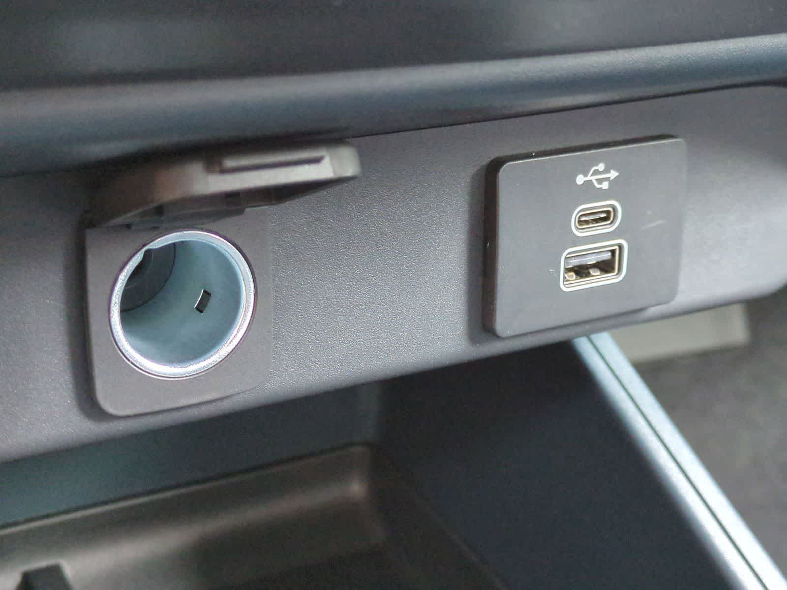 Thumbnail: 2026 Ford Maverick - 29