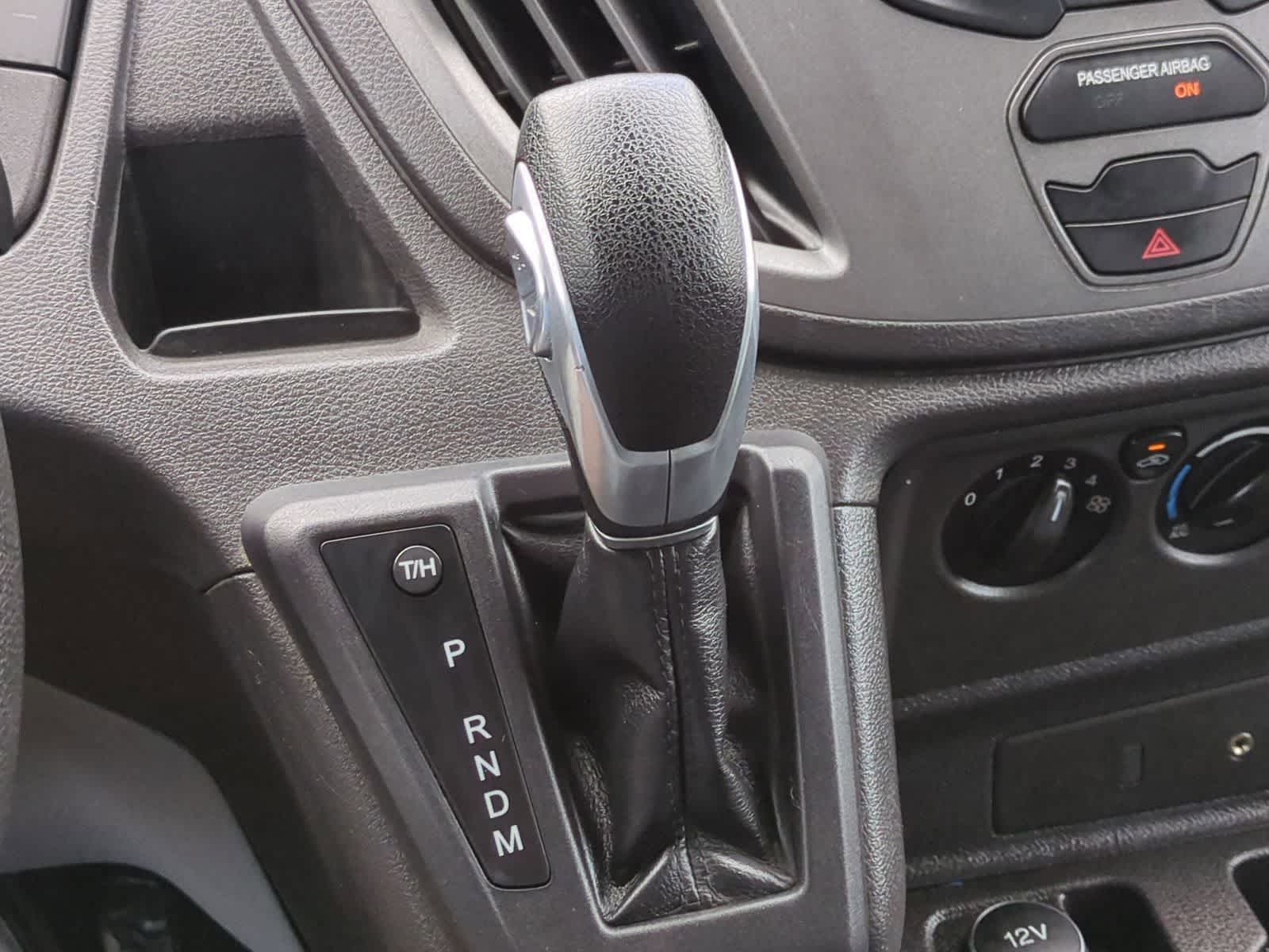 Thumbnail: 2015 Ford Transit Series - 29