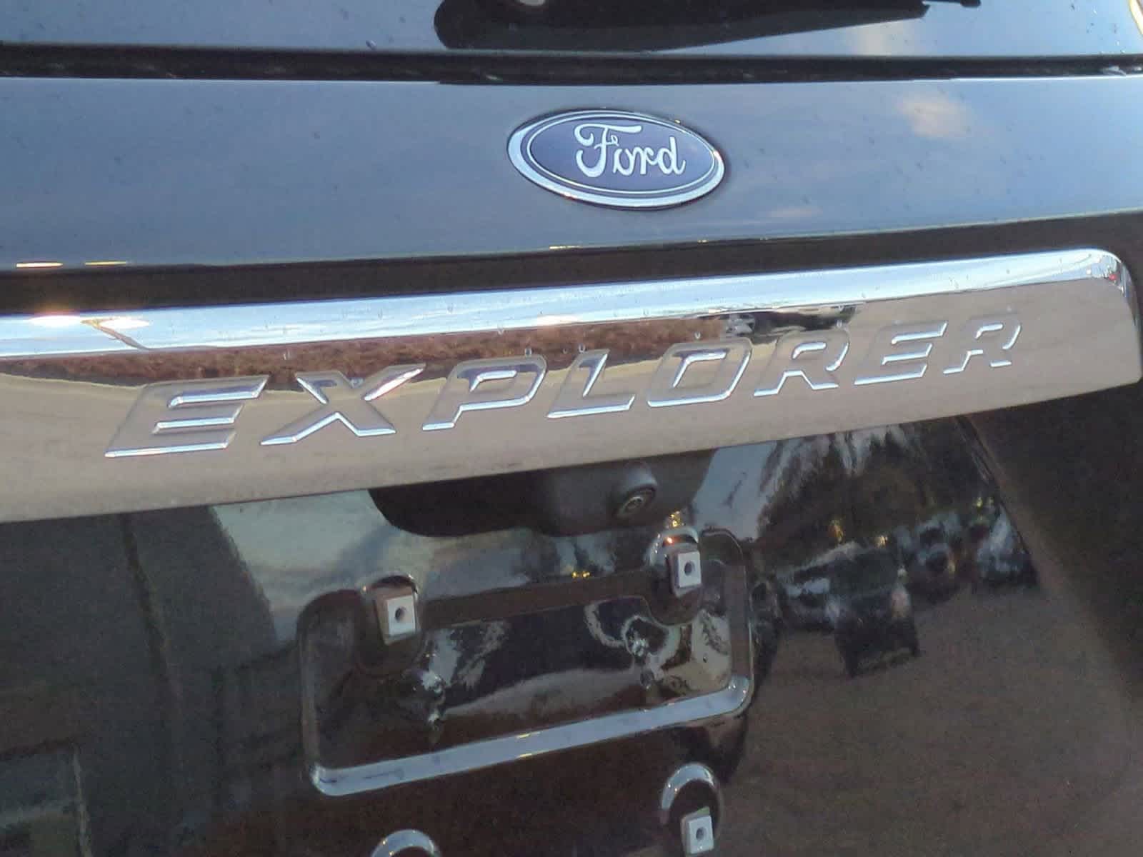 Thumbnail: 2023 Ford Explorer - 13