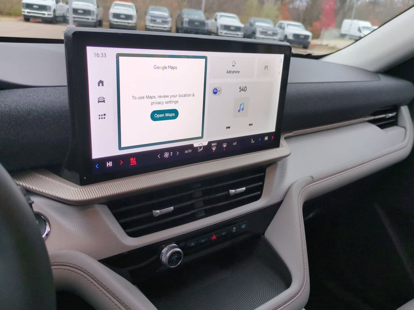 Thumbnail: 2026 Ford Explorer - 29