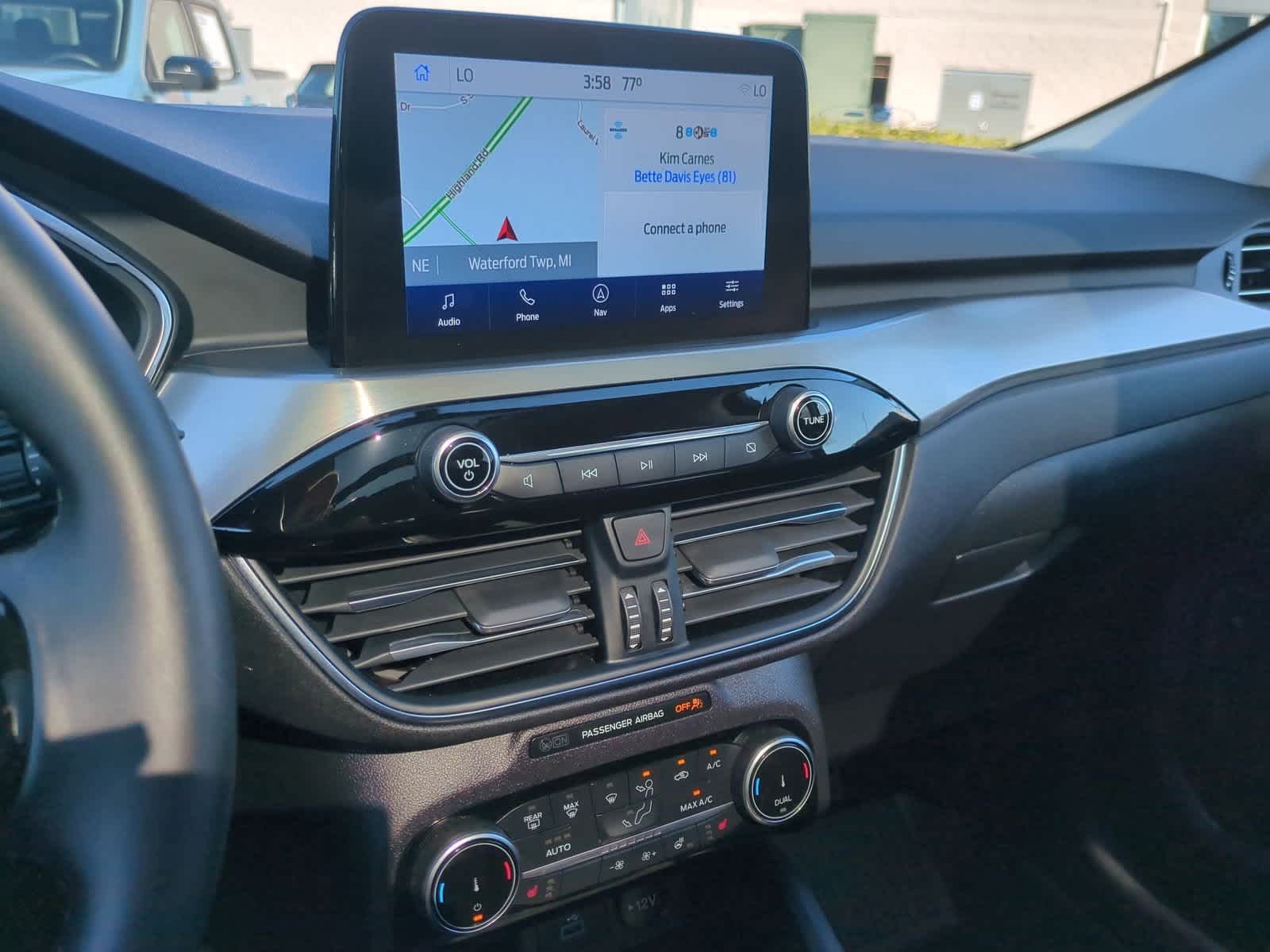 Thumbnail: 2022 Ford Escape - 29