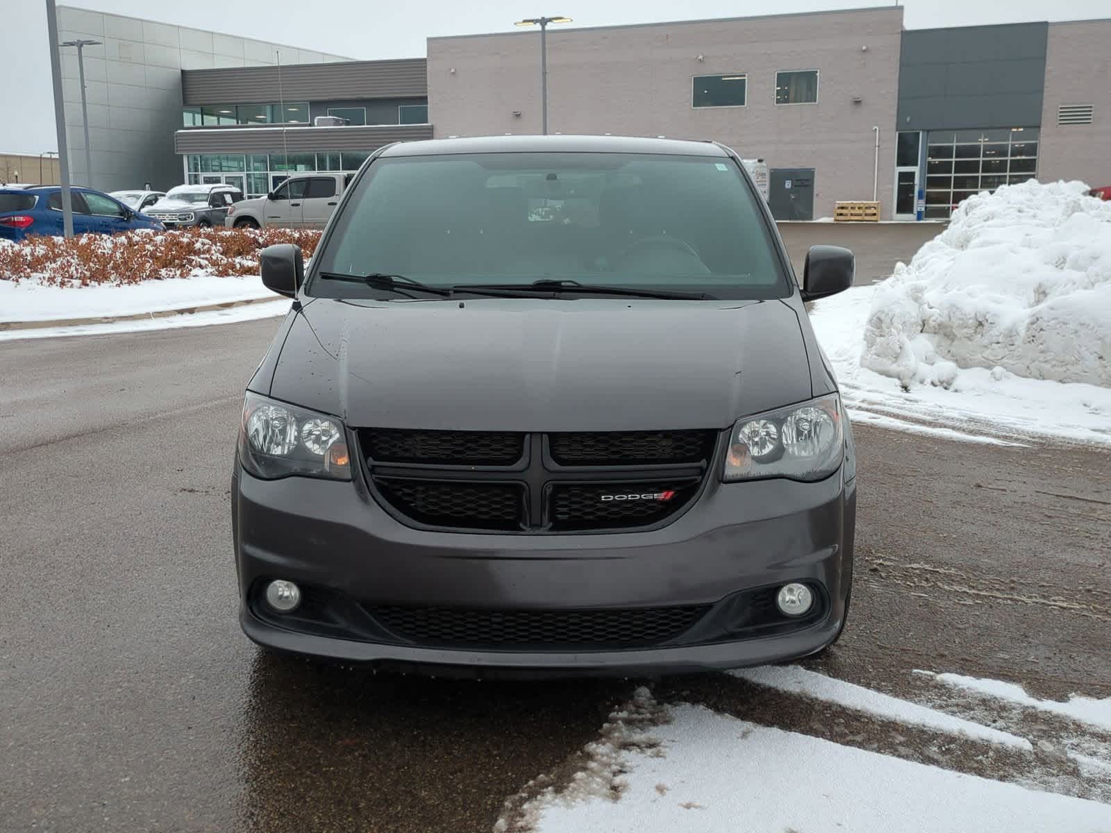 Thumbnail: 2018 Dodge Grand Caravan - 3