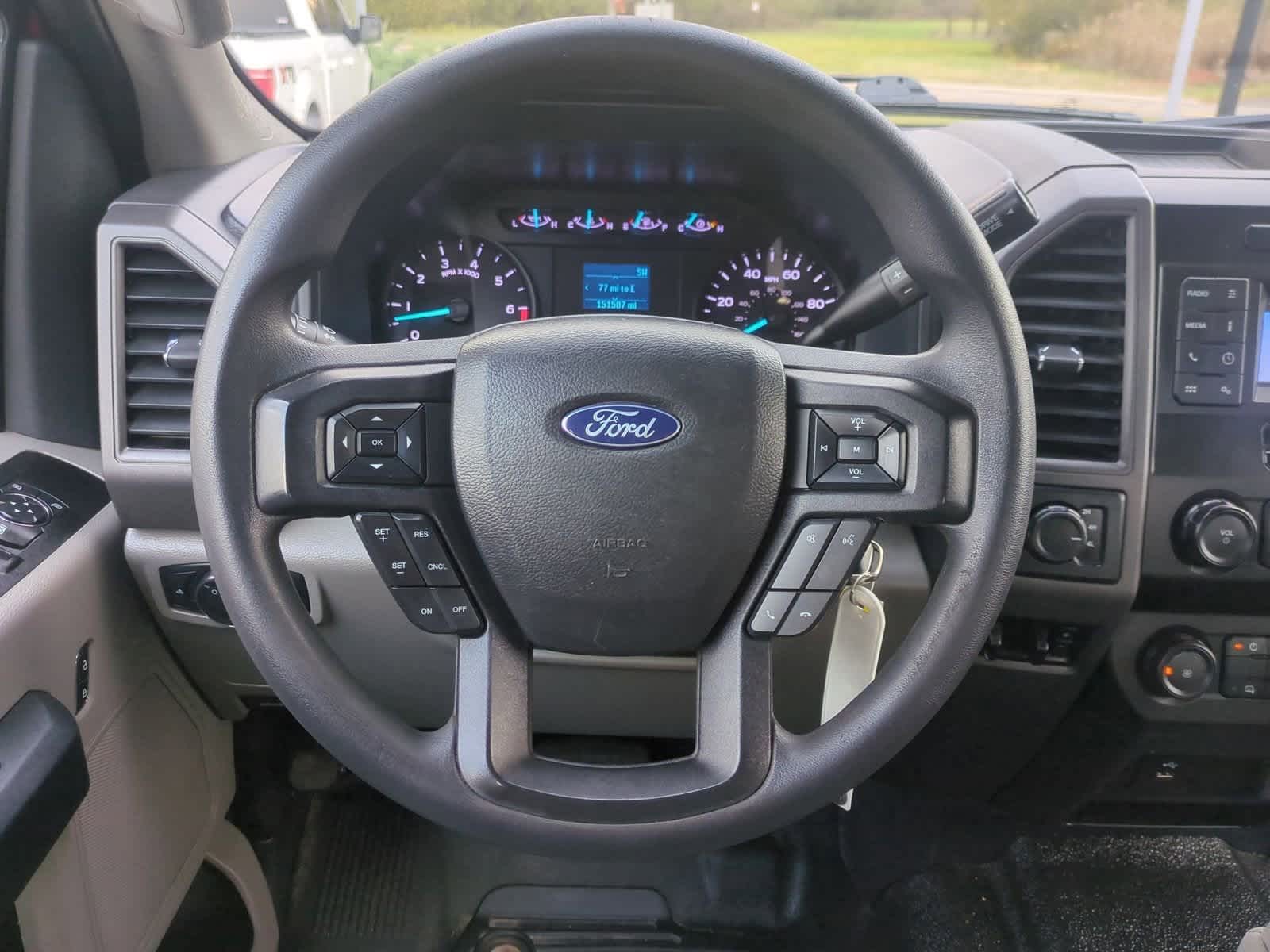 Thumbnail: 2022 Ford Econoline - 22