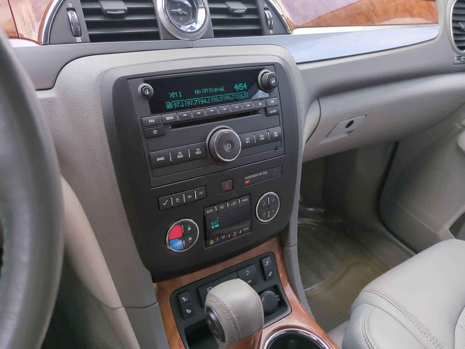 Thumbnail: 2011 Buick Enclave - 27