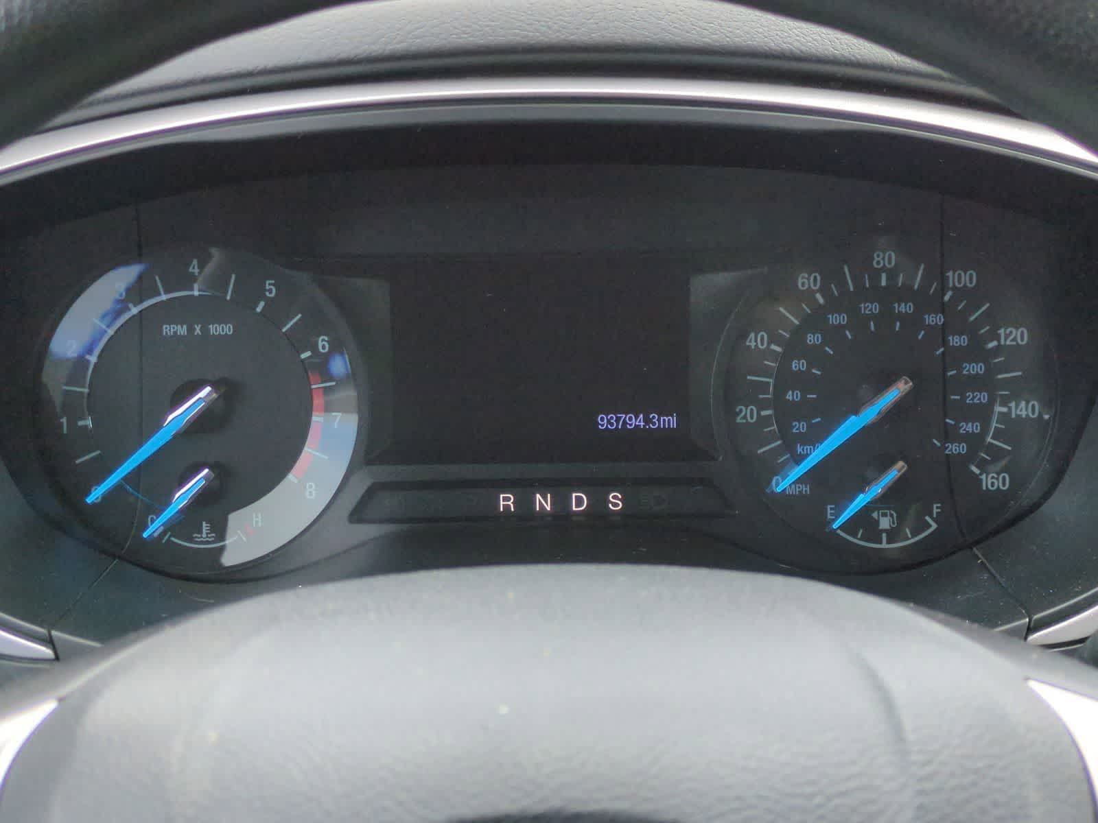 Thumbnail: 2013 Ford Fusion - 32