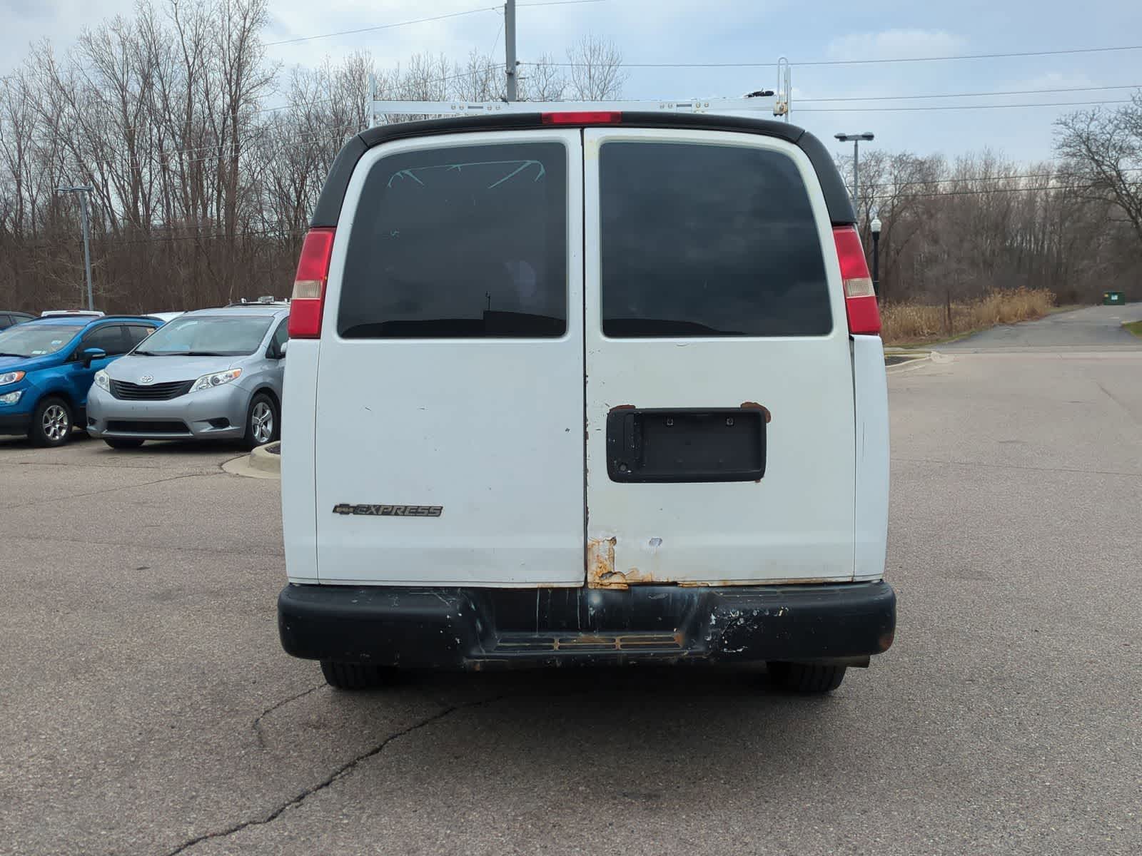 Thumbnail: 2013 Chevrolet Express - 7